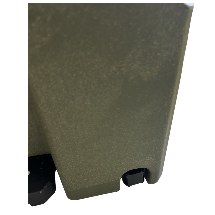 Drain plug detail on gasket-sealed Cubix 76L cargo case